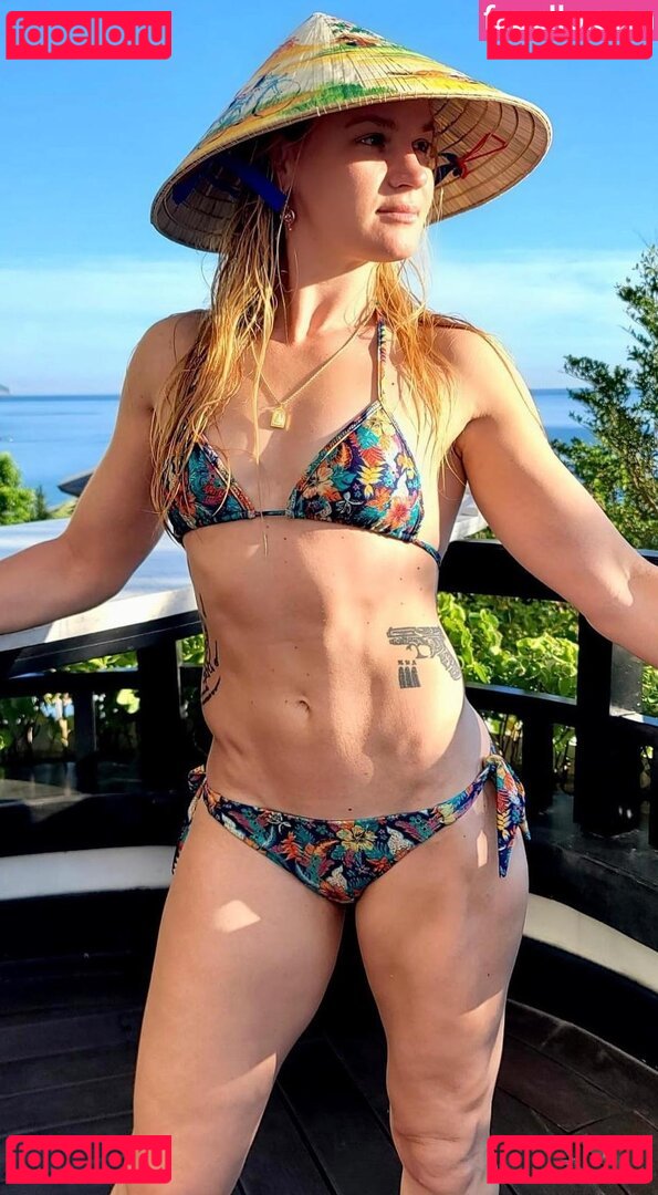 BulletValentina / Valentina Shevchenko Onlyfans Photo Gallery 