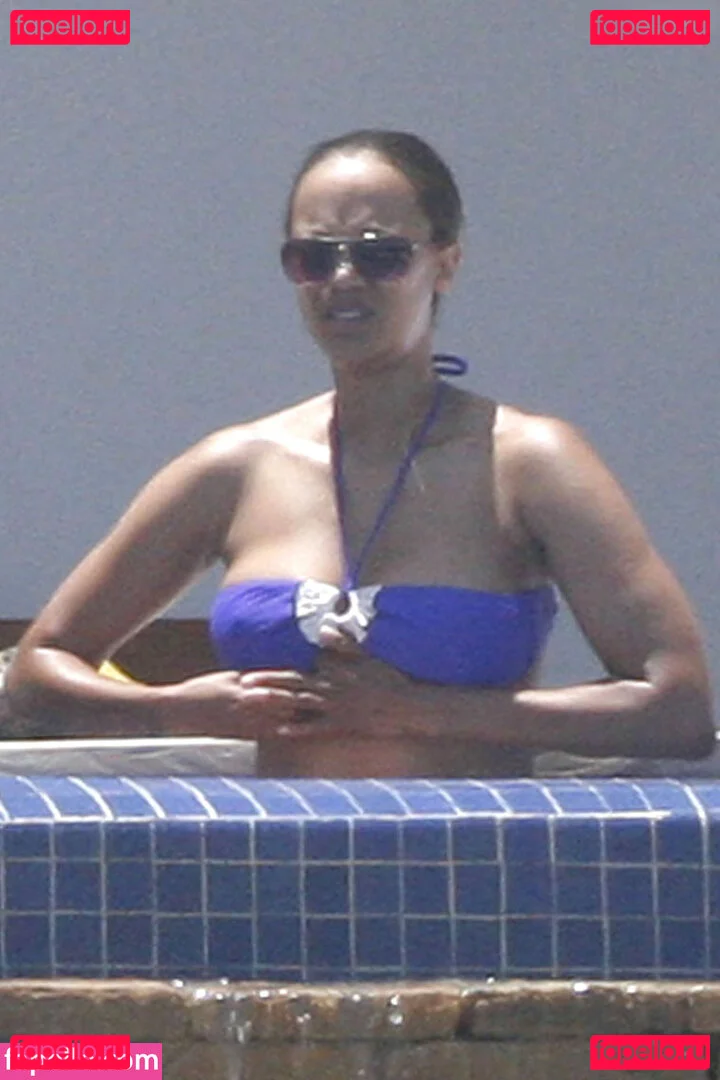 Tyra Banks Onlyfans Photo Gallery 