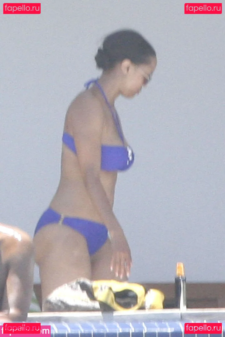 Tyra Banks Onlyfans Photo Gallery 