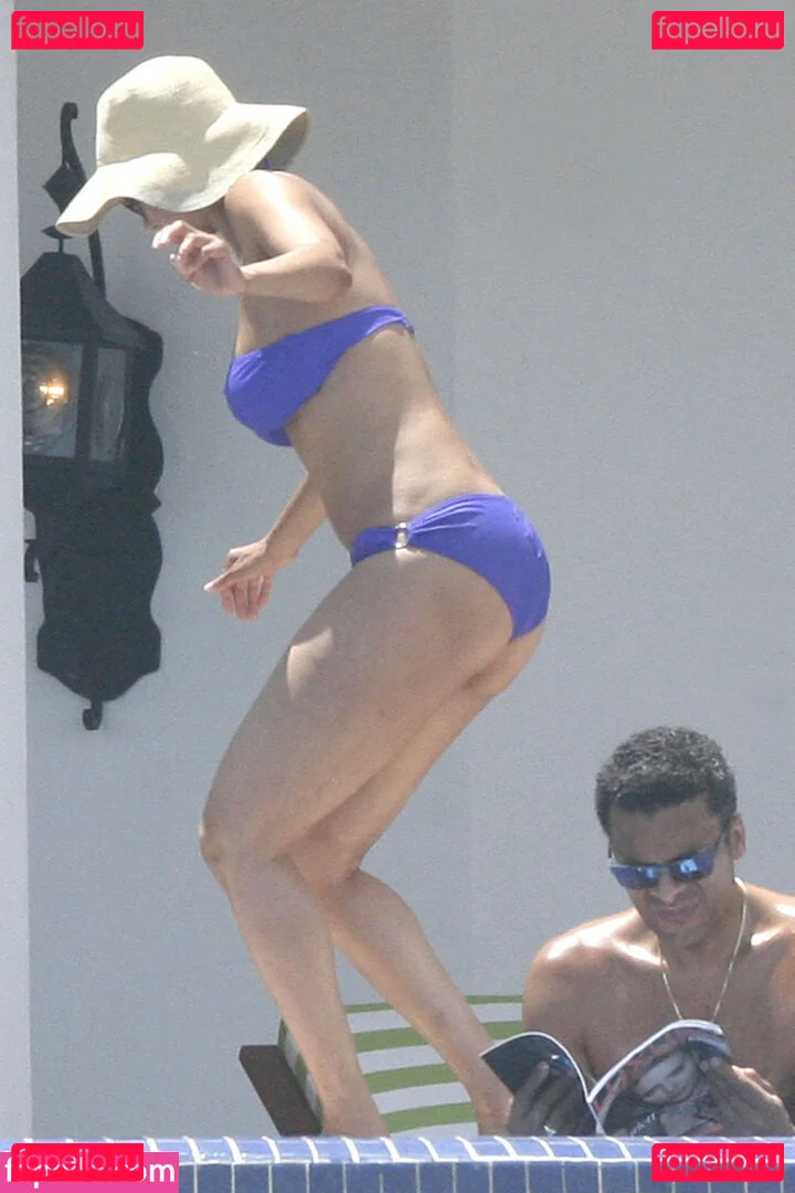 Tyra Banks Onlyfans Photo Gallery 