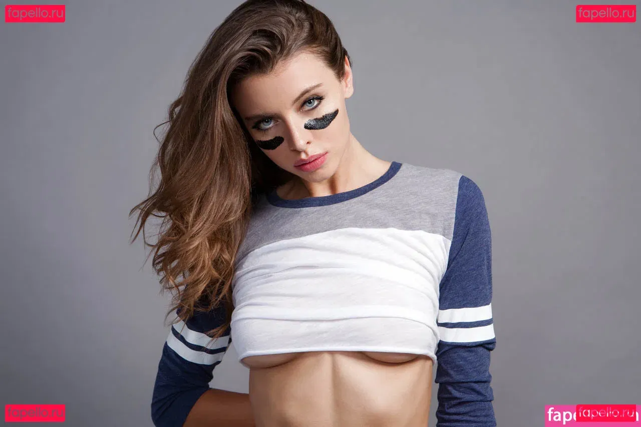 Roxanna June Onlyfans Photo Gallery 