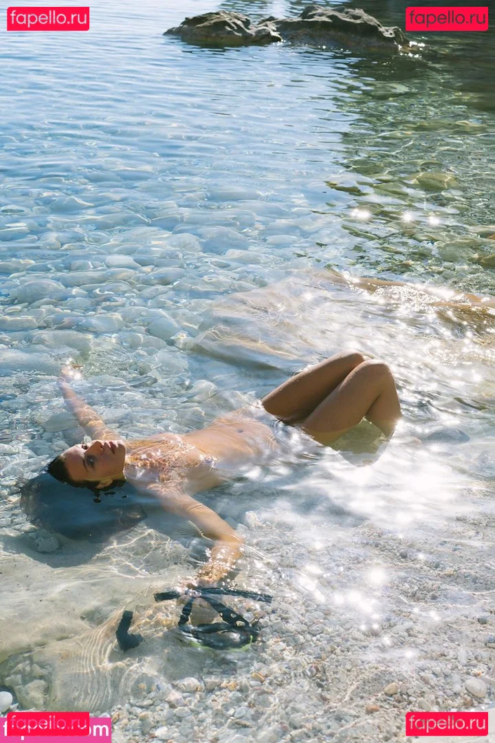 Roxanna June Onlyfans Photo Gallery 