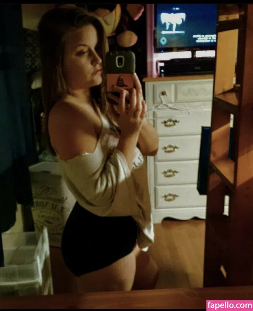 Tnbaecker Onlyfans Photo Gallery 