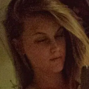 Tnbaecker Onlyfans Photo Gallery 