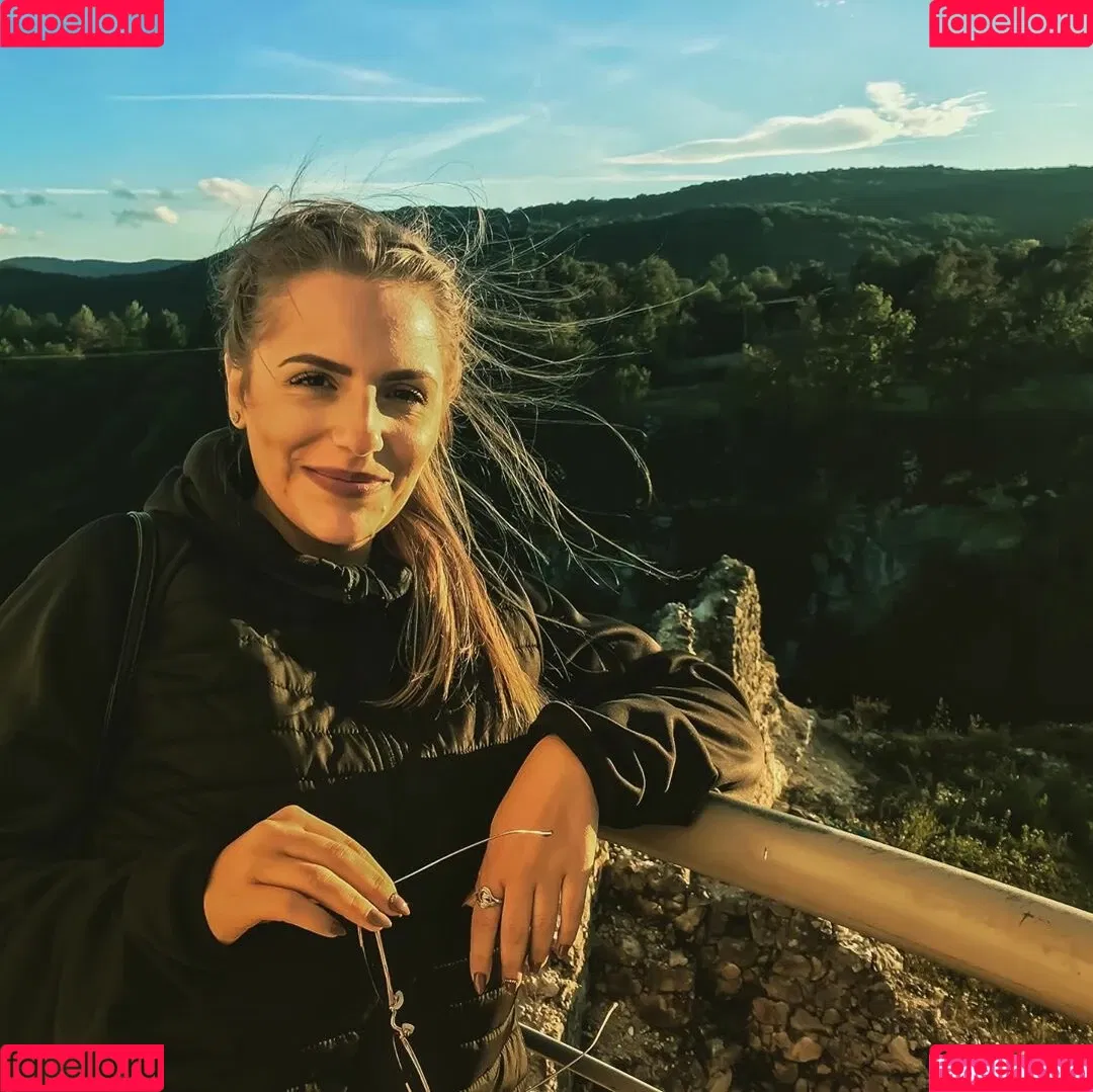 Stella Vulcheva Onlyfans Photo Gallery 