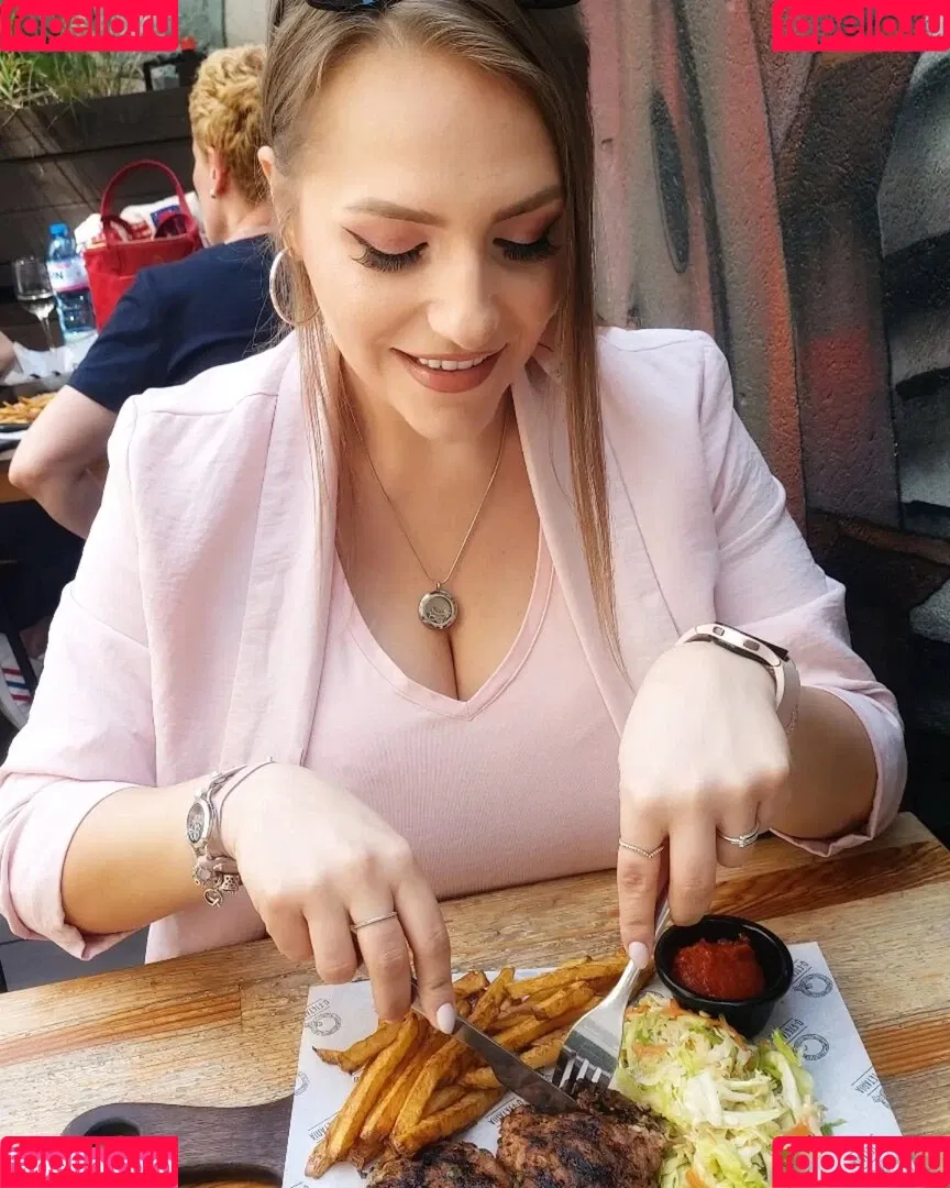 Stella Vulcheva Onlyfans Photo Gallery 