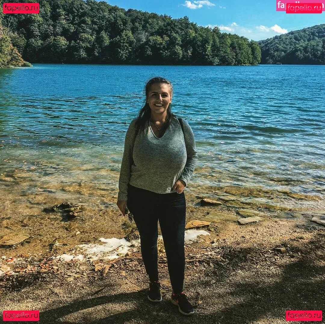 Stella Vulcheva Onlyfans Photo Gallery 