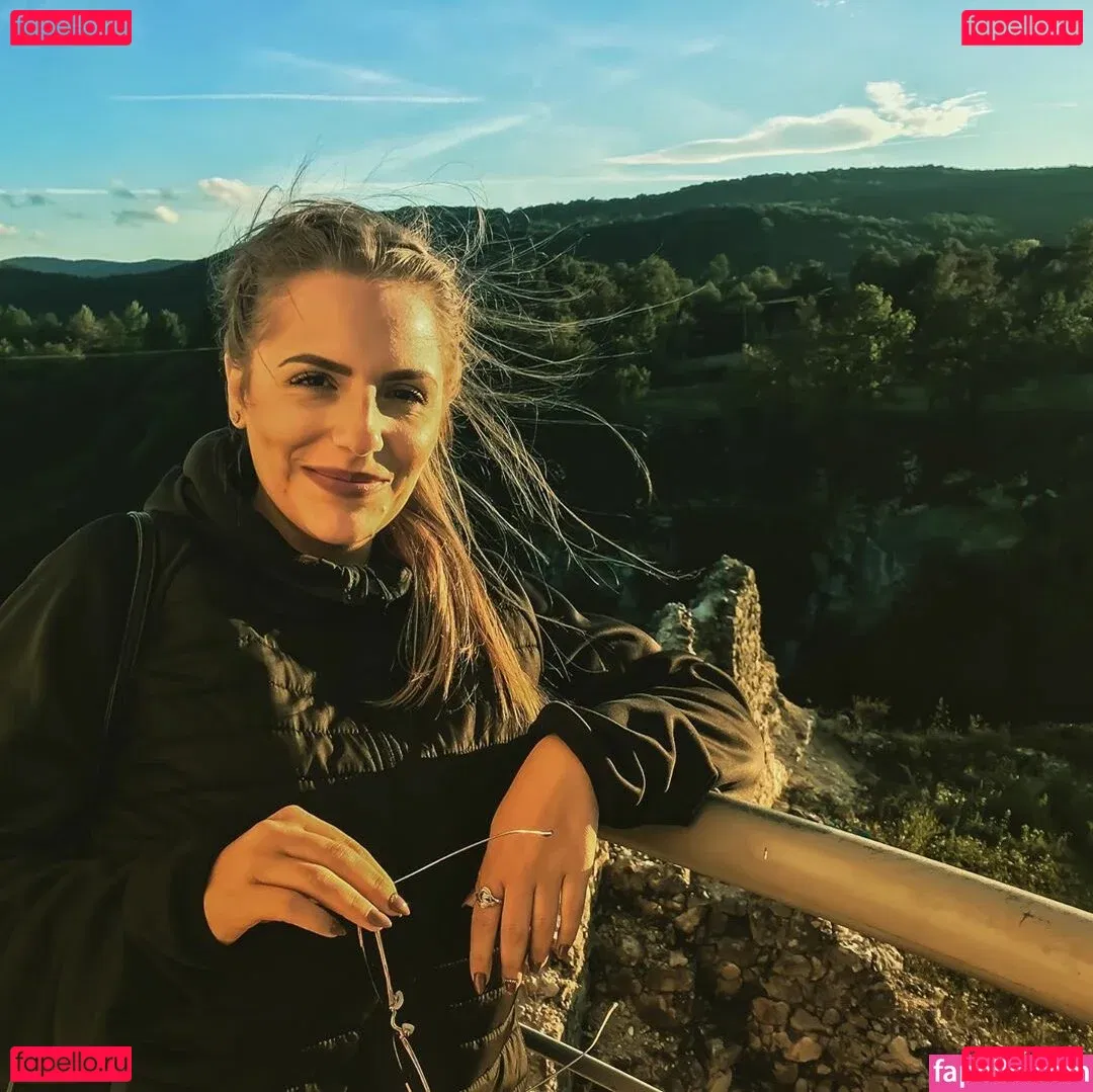 Stella Vulcheva Onlyfans Photo Gallery 