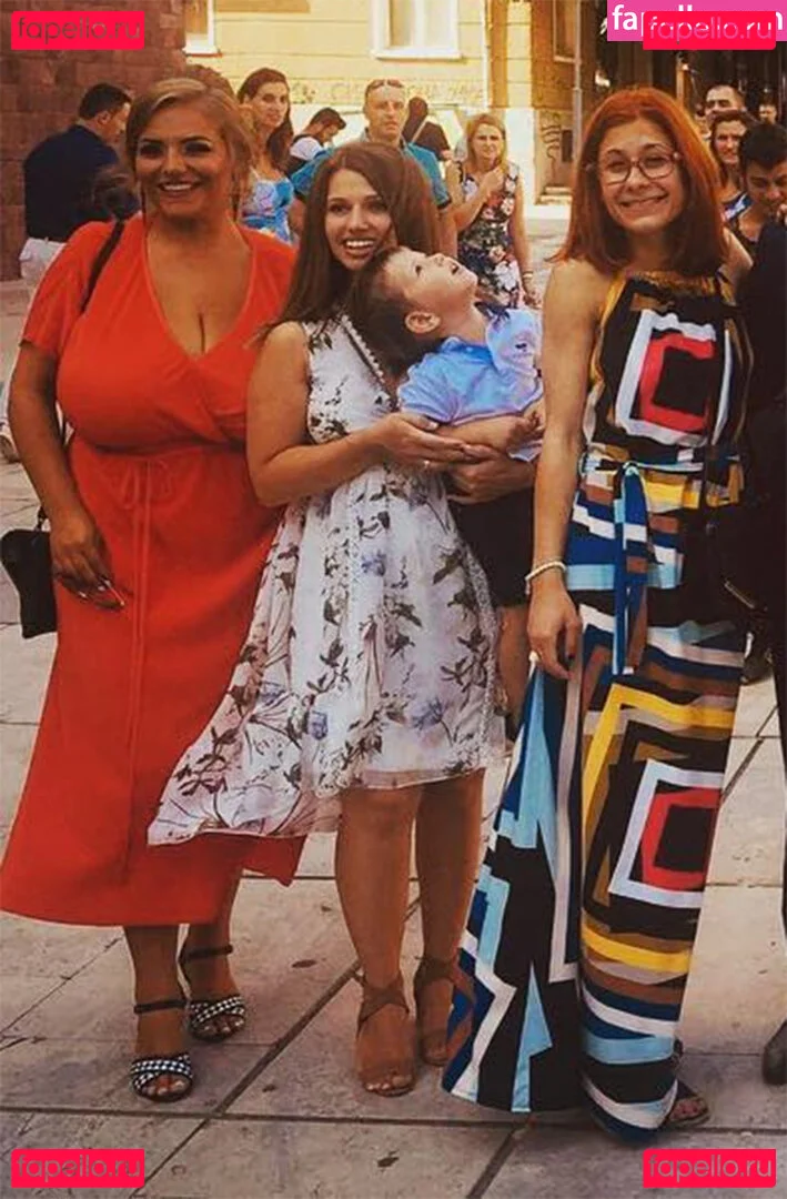 Stella Vulcheva Onlyfans Photo Gallery 