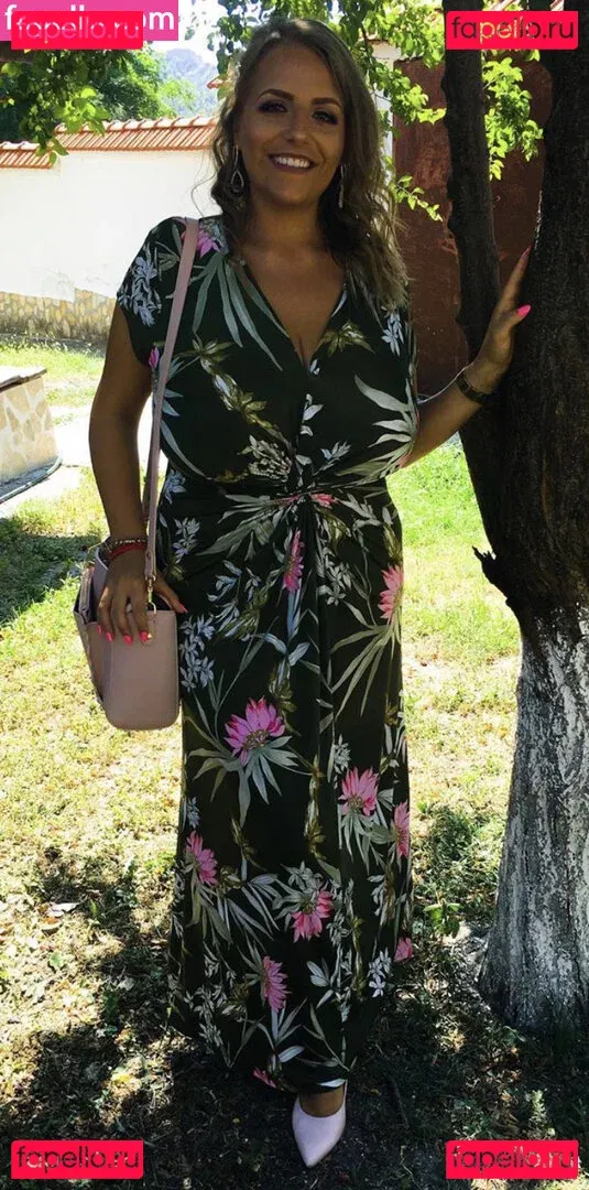 Stella Vulcheva Onlyfans Photo Gallery 