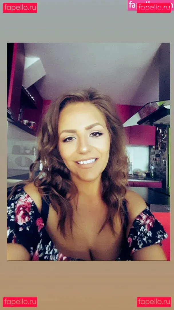 Stella Vulcheva Onlyfans Photo Gallery 