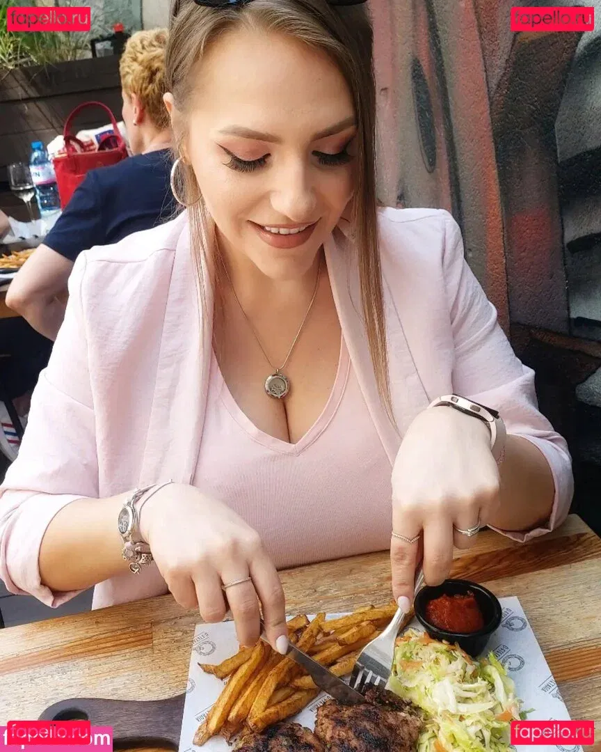 Stella Vulcheva Onlyfans Photo Gallery 