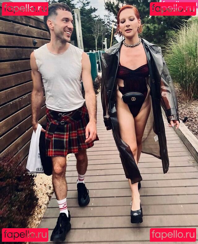 Hari Nef / harinef / nefisa Onlyfans Photo Gallery 