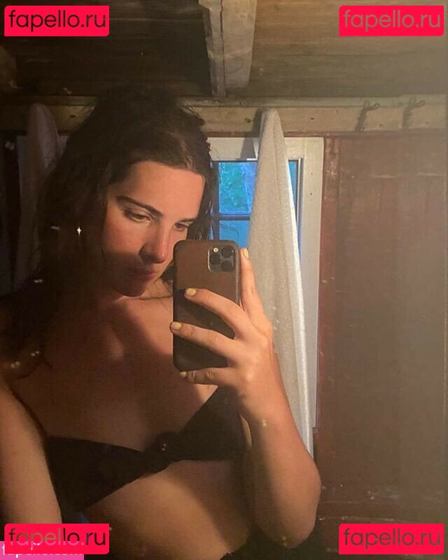 Hari Nef / harinef / nefisa Onlyfans Photo Gallery 