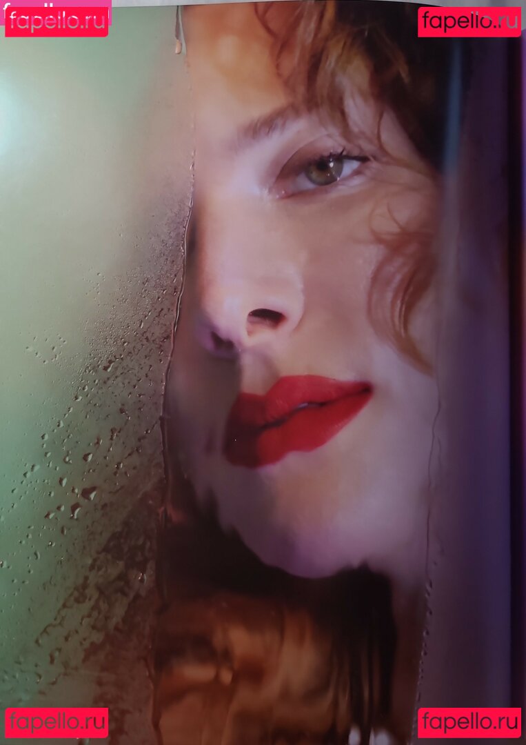 Hari Nef / harinef / nefisa Onlyfans Photo Gallery 