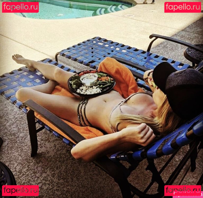 Kate Quigley / kateqfunny Onlyfans Photo Gallery 