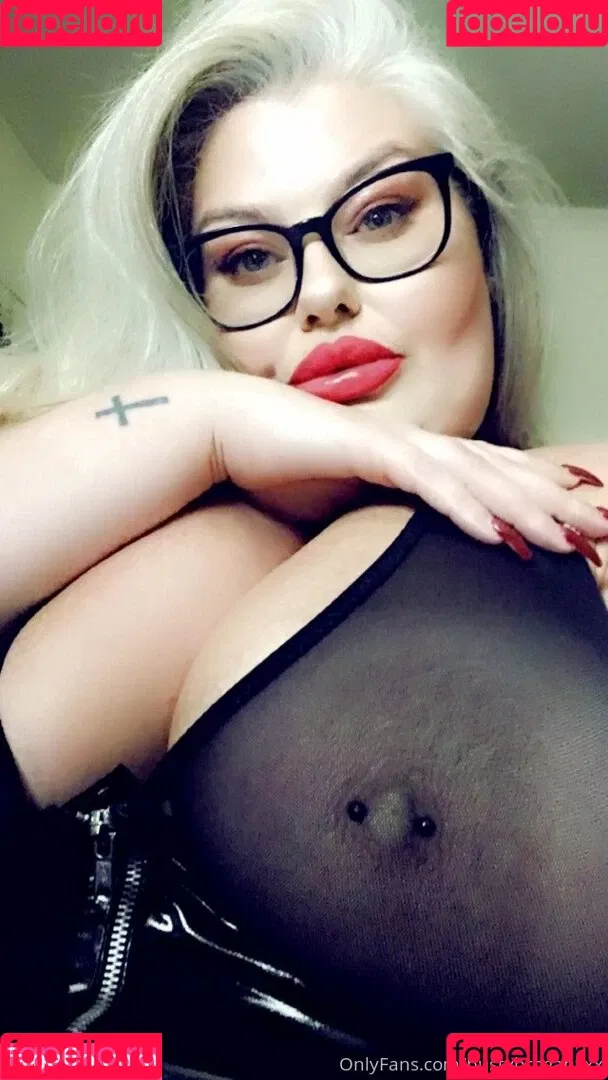bustybroganxxx Onlyfans Photo Gallery 