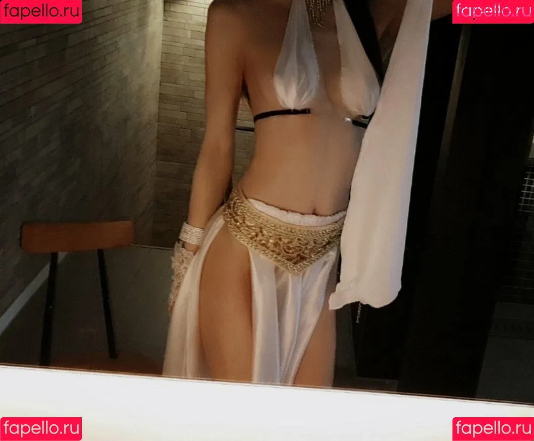o9u2se3t1898vlb Onlyfans Photo Gallery 