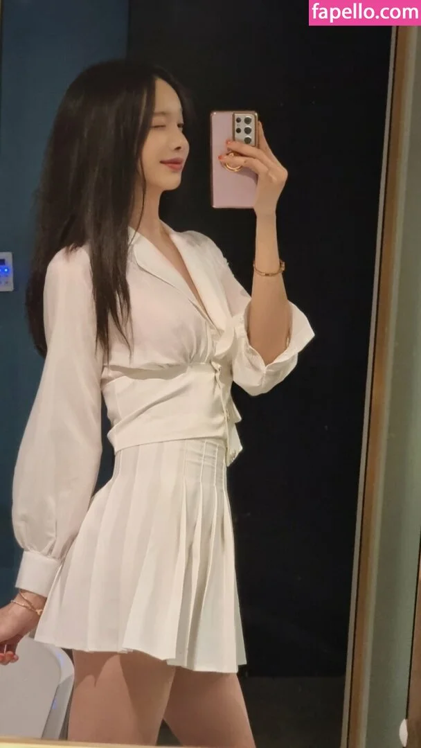 o9u2se3t1898vlb Onlyfans Photo Gallery 