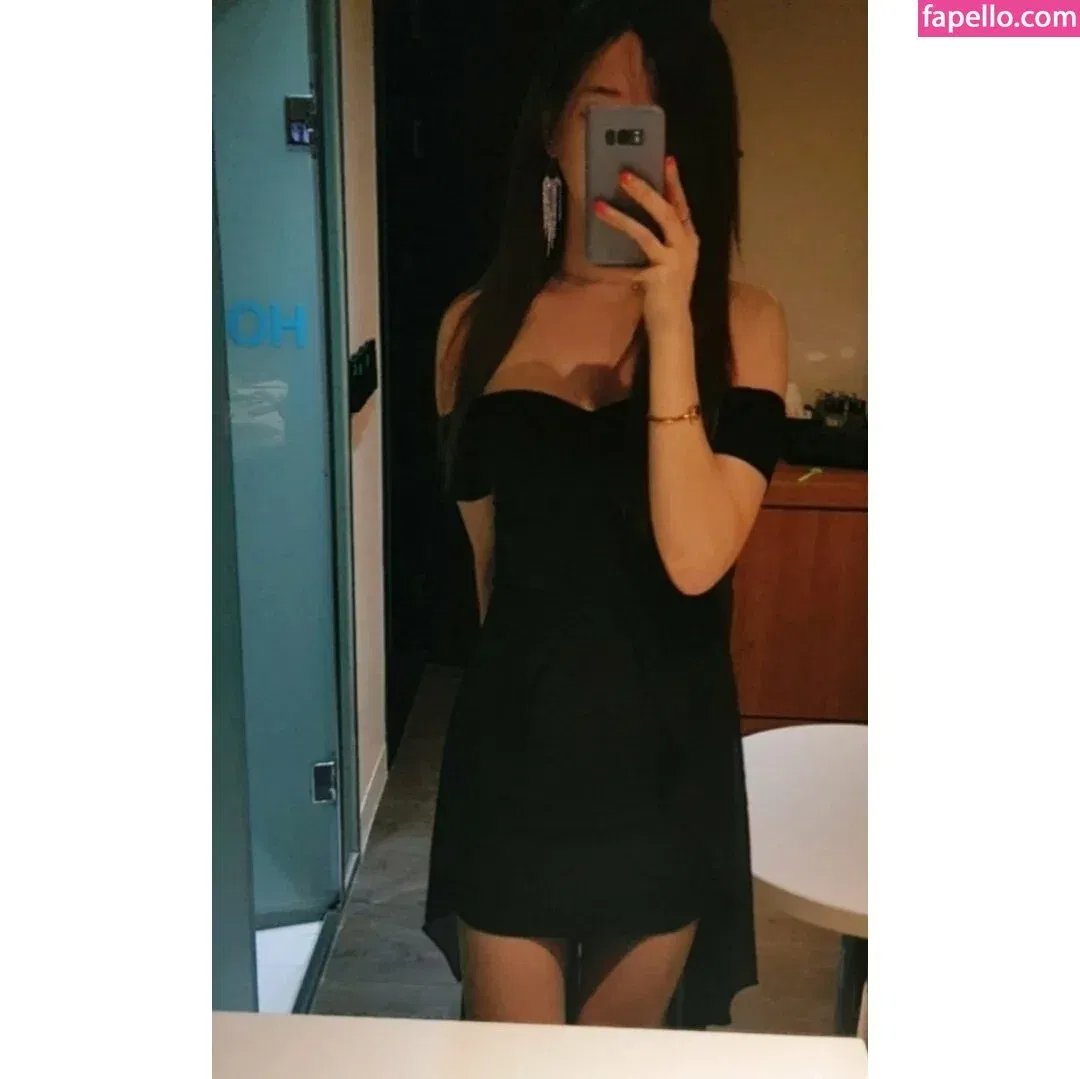 o9u2se3t1898vlb Onlyfans Photo Gallery 