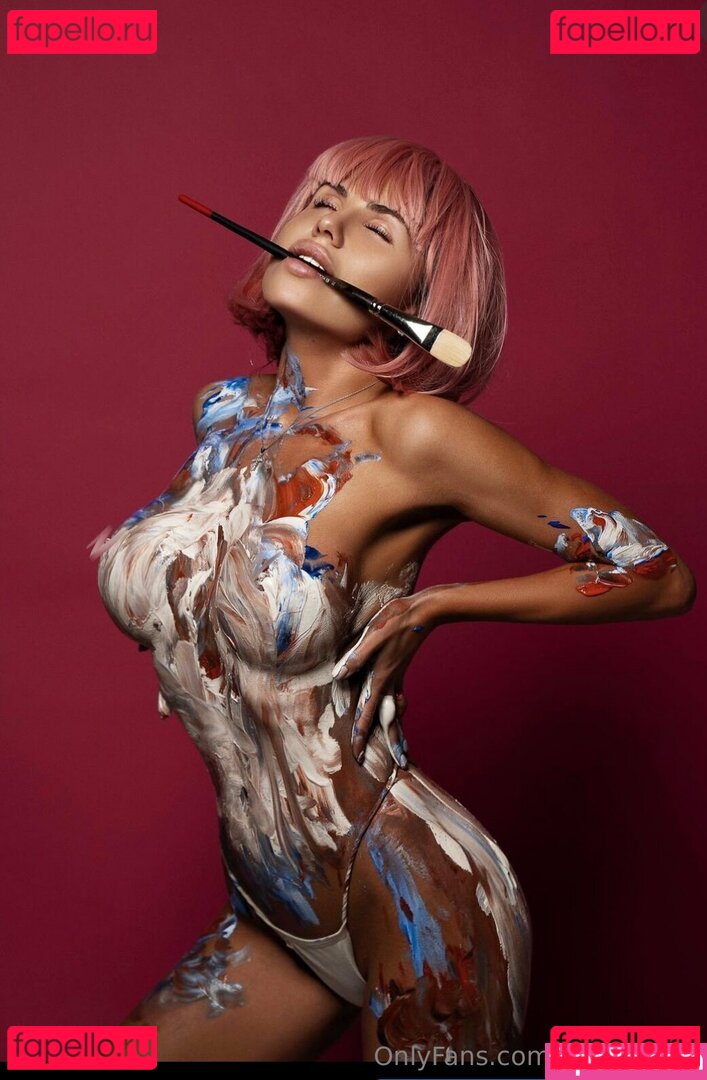 Leyla / leyla_night Onlyfans Photo Gallery 