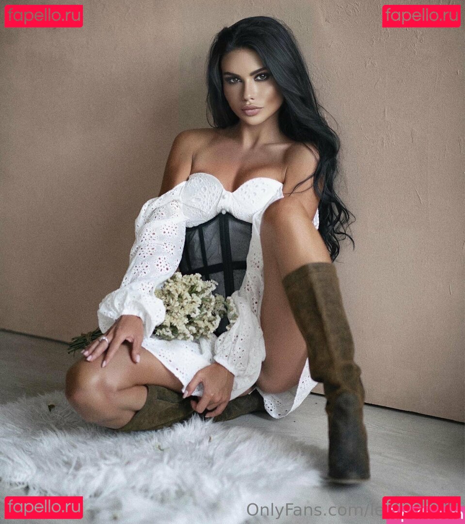 Leyla / leyla_night Onlyfans Photo Gallery 