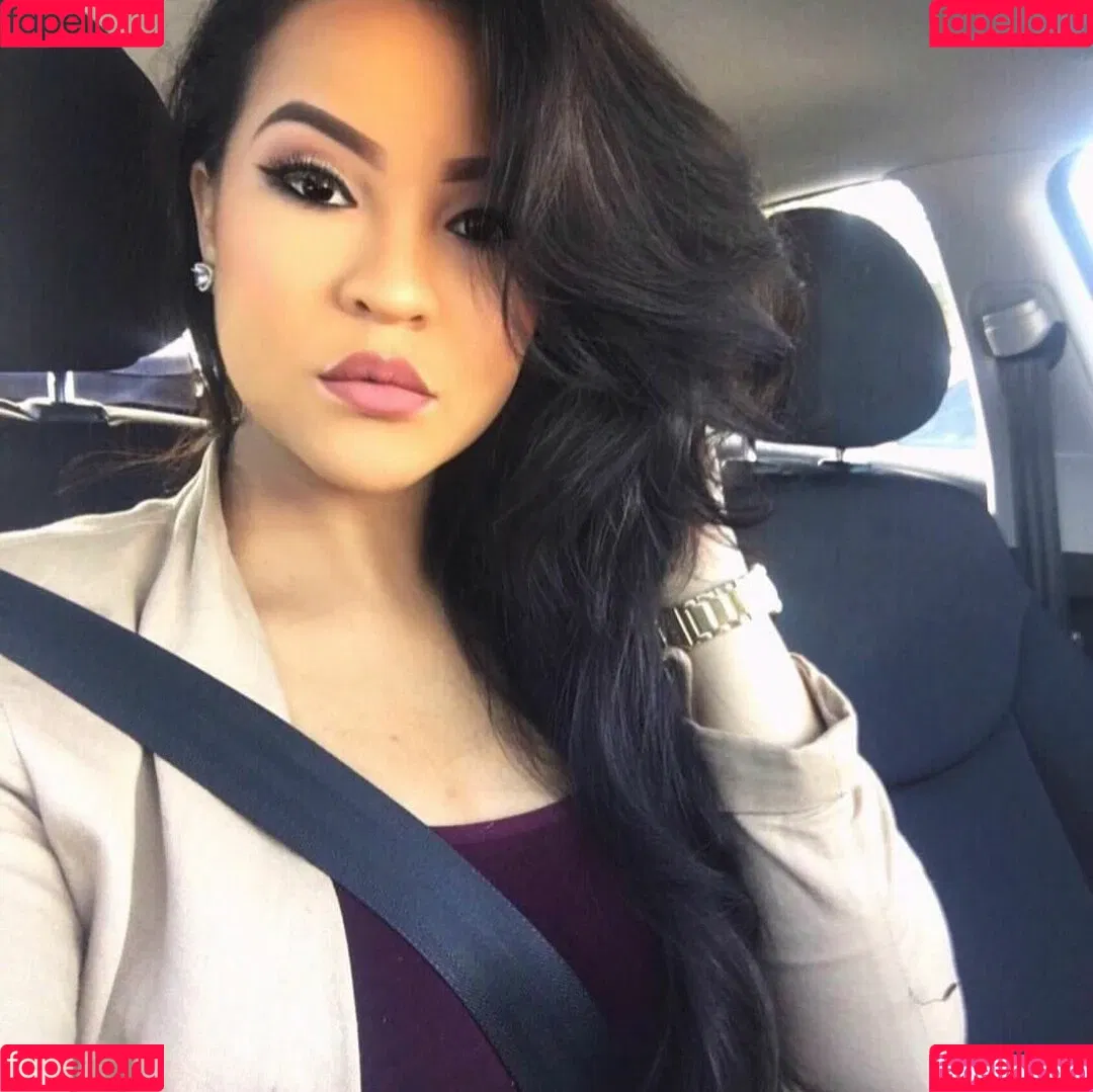 Toni Salina Chee Young Onlyfans Photo Gallery 