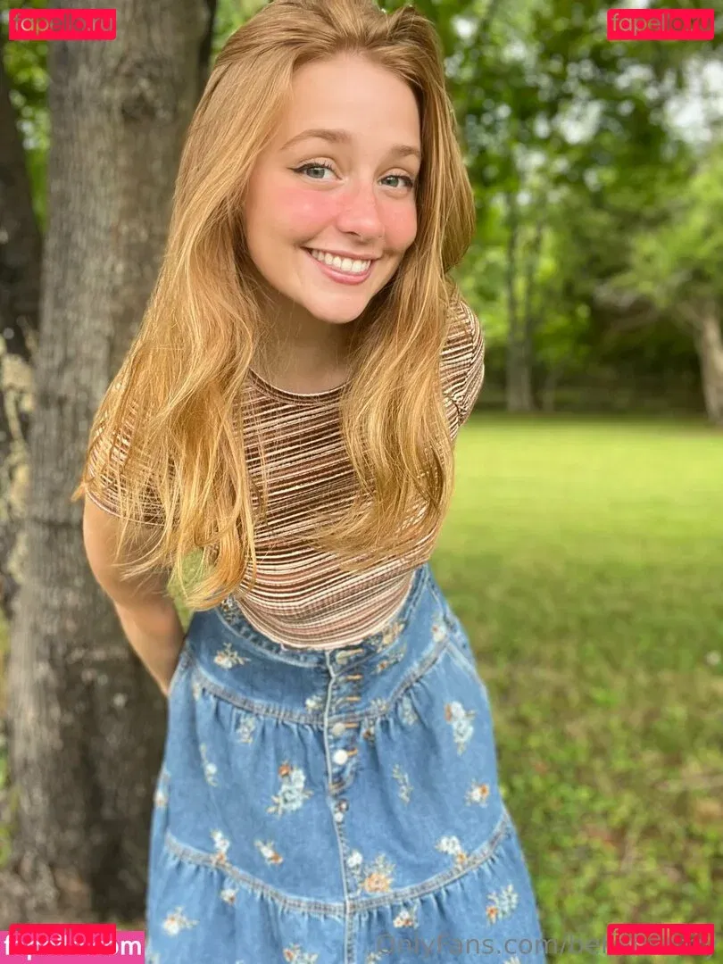 bellabumzy Onlyfans Photo Gallery 