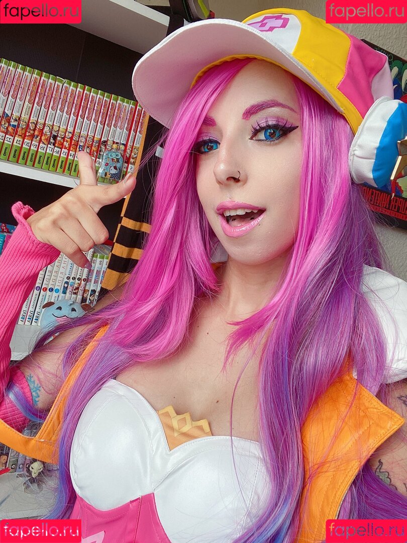 SerasCosplay Onlyfans Photo Gallery 