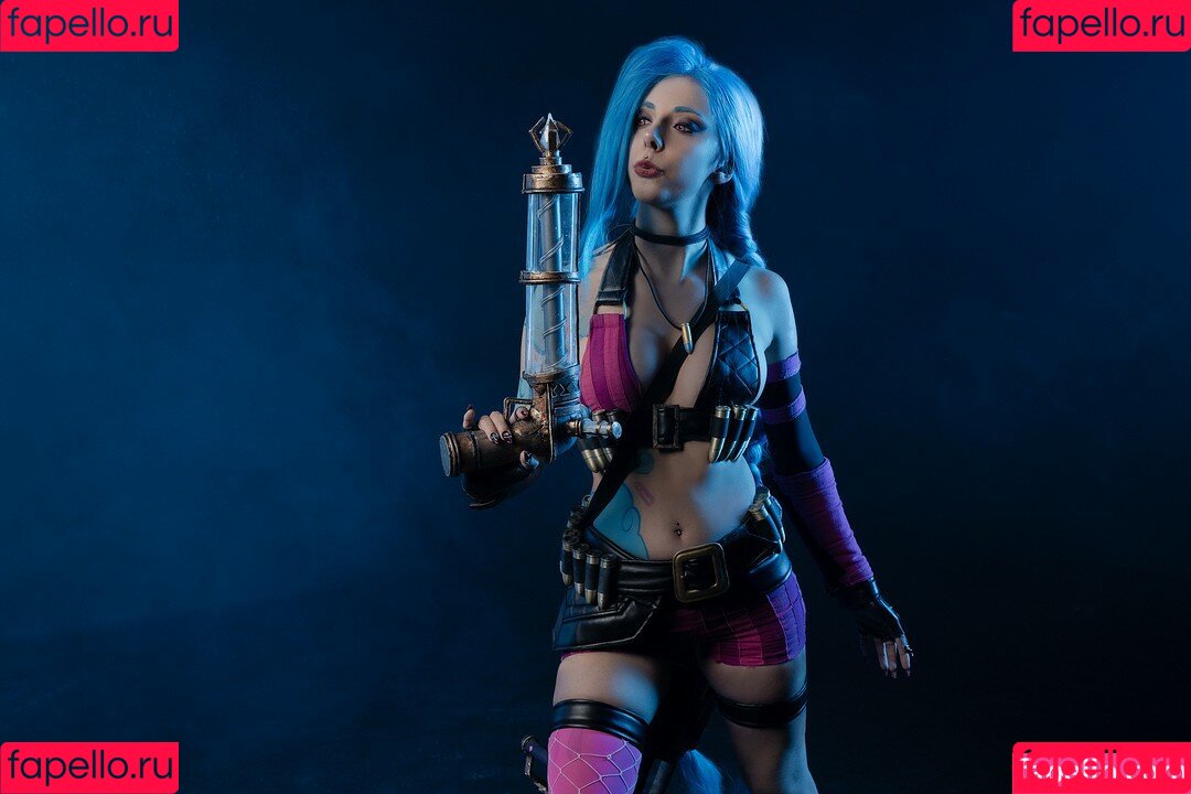 SerasCosplay Onlyfans Photo Gallery 