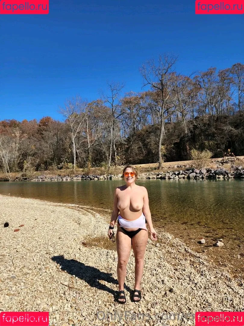Emgaudy3333 Onlyfans Photo Gallery 