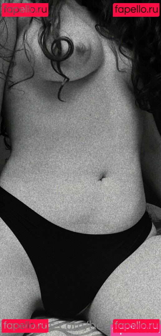 bethyourgirl / its.your.girl.beth Onlyfans Photo Gallery 