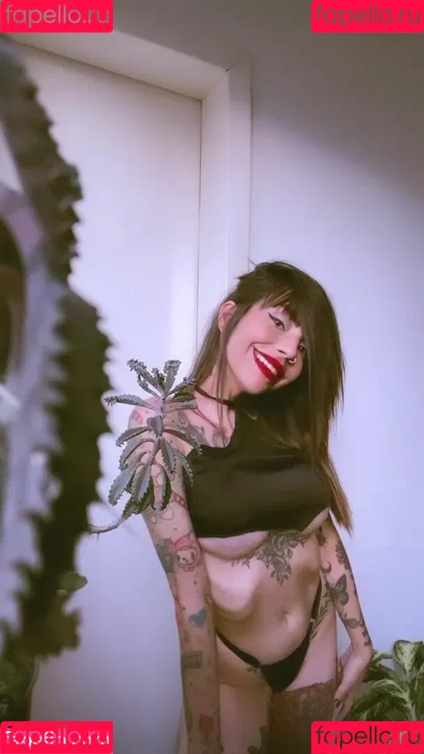 lellycristie Onlyfans Photo Gallery 