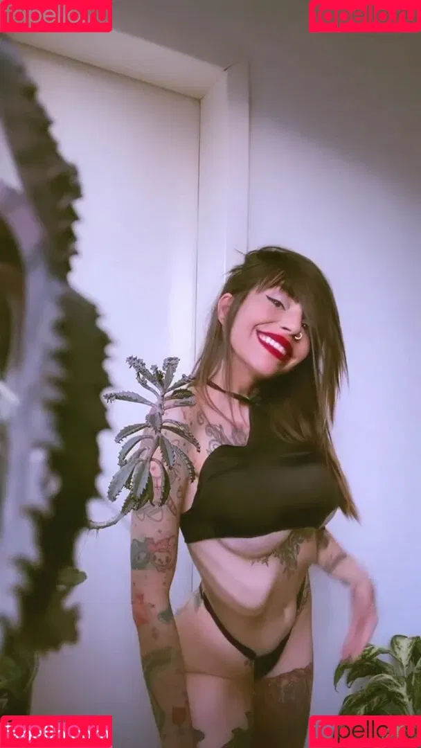 lellycristie Onlyfans Photo Gallery 