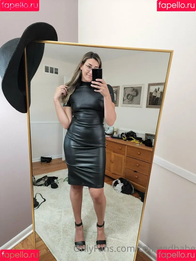 collaredbabe Onlyfans Photo Gallery 