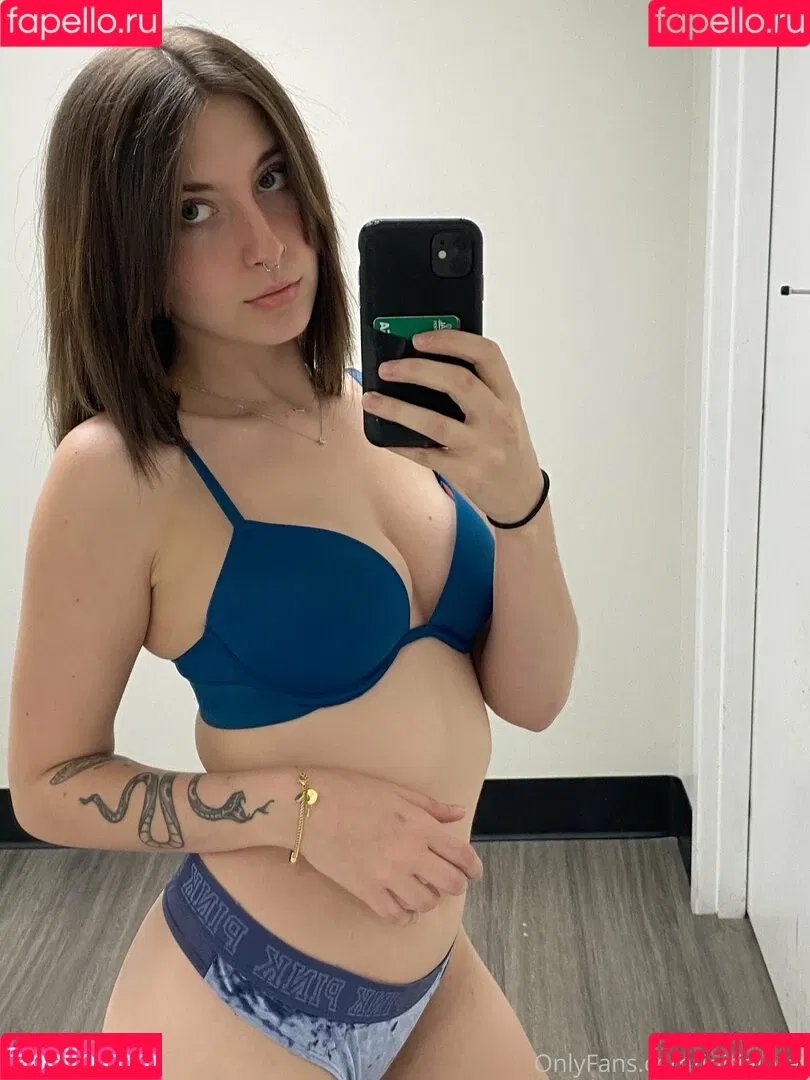 initialbrat Onlyfans Photo Gallery 
