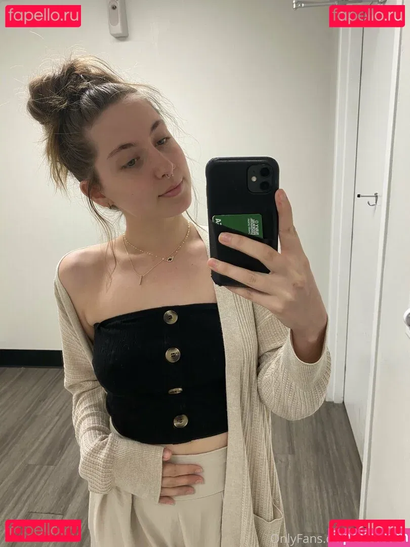 initialbrat Onlyfans Photo Gallery 