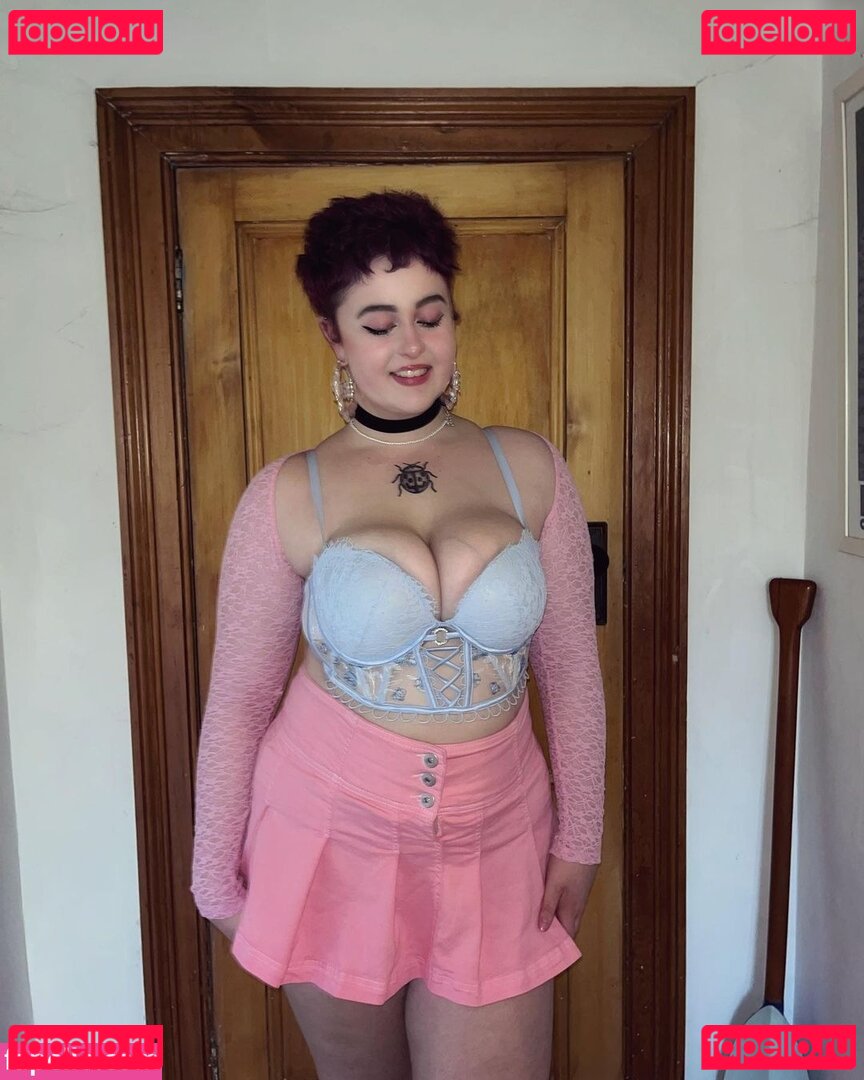 MilaBloomx / mepmep2201 / miilabloom / mila bloom / milabloom.official / milaxbloom Onlyfans Photo Gallery 