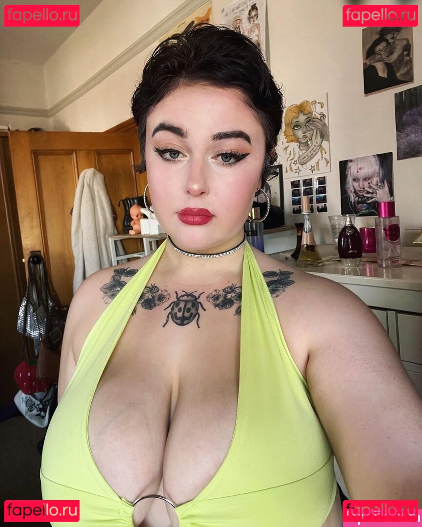 MilaBloomx / mepmep2201 / miilabloom / mila bloom / milabloom.official / milaxbloom Onlyfans Photo Gallery 