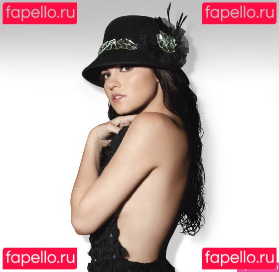 Maite Perroni / maiteperroni Onlyfans Photo Gallery 