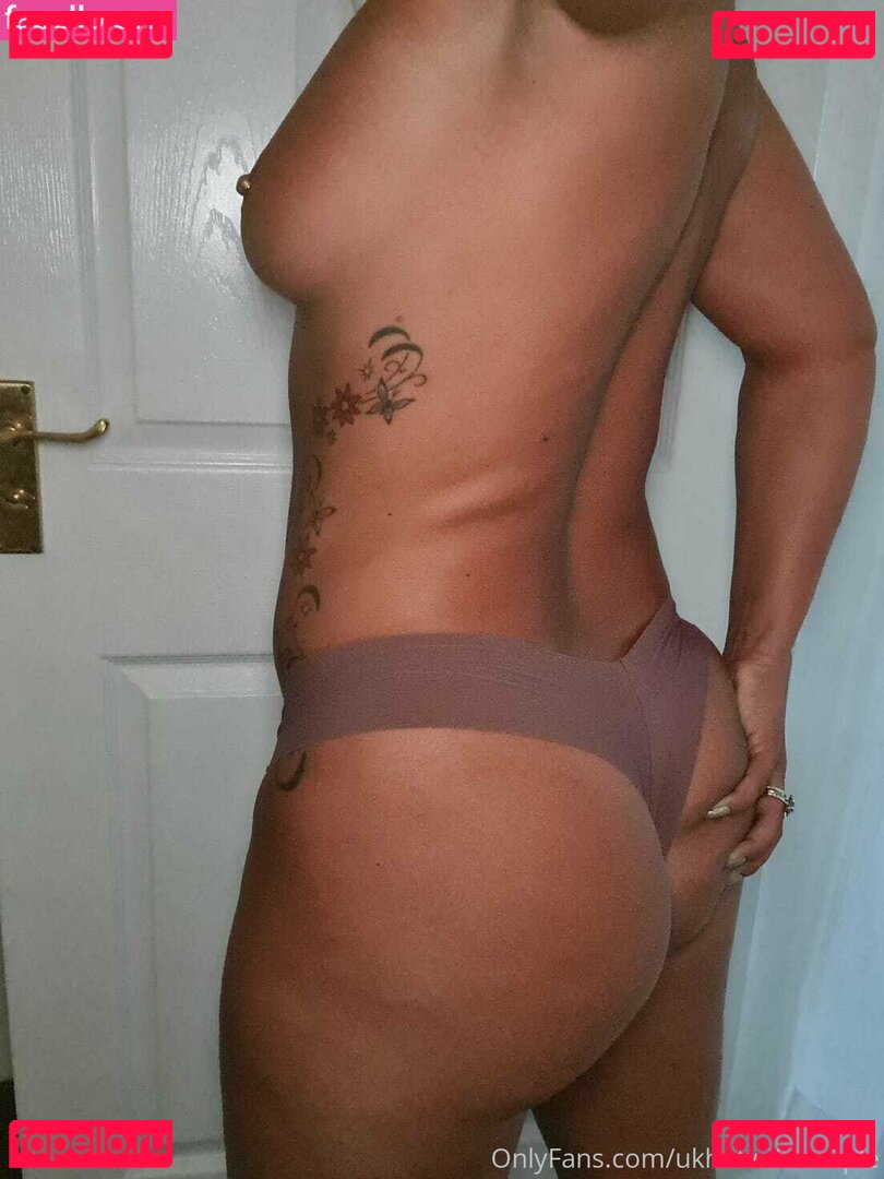 uk_hotwife / ukhotwifecouple Nude Onlyfans Photo 50