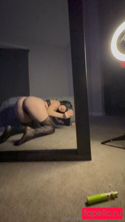 Briibabyy / x.jeannettee Nude Onlyfans Photo 36
