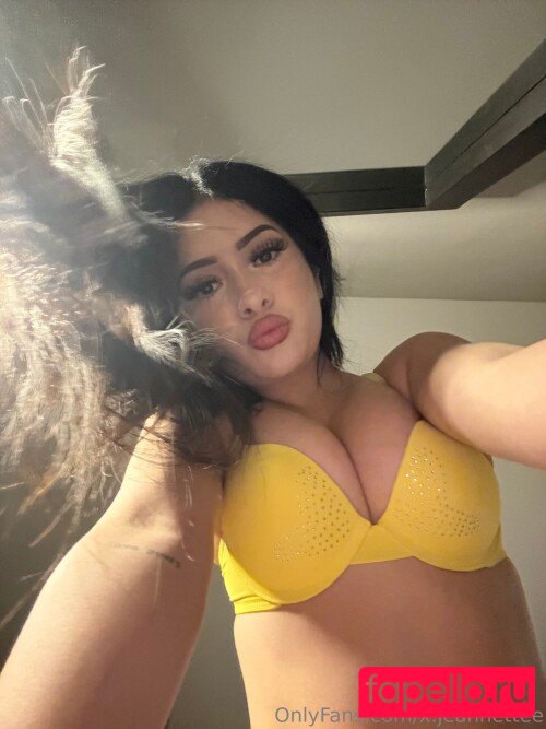 Briibabyy / x.jeannettee Nude Onlyfans Photo 8