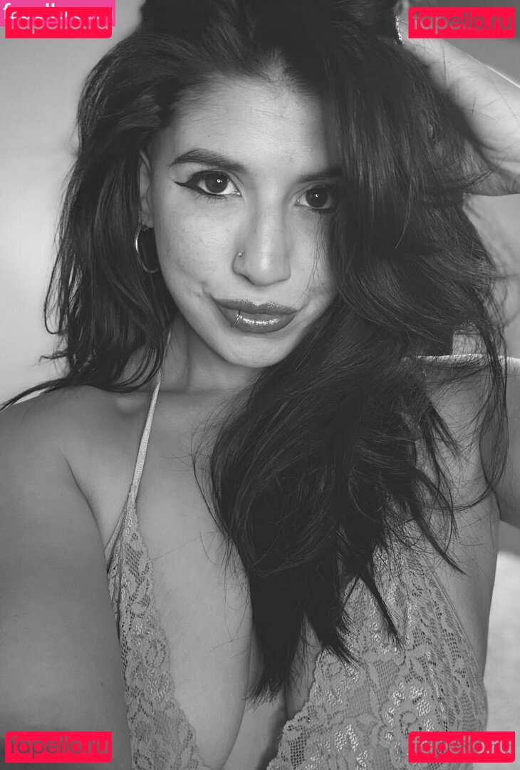 micki07 Onlyfans Photo Gallery 