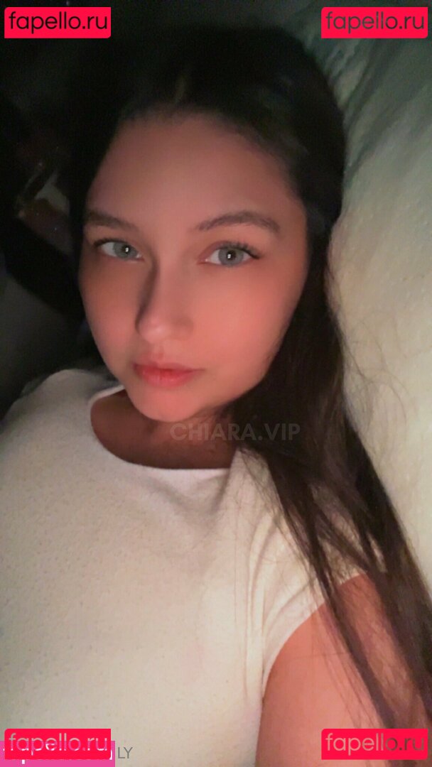 bella_barz / xnaturalbabe Onlyfans Photo Gallery 