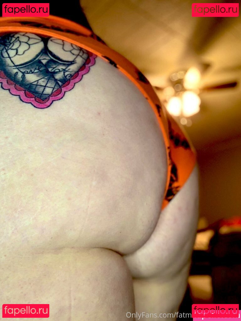 fatimmma69 / fatmilkymomma69 Onlyfans Photo Gallery 