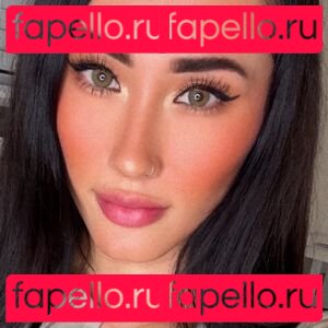 Arya Rae / aryarae / aryaraee Onlyfans Photo Gallery 