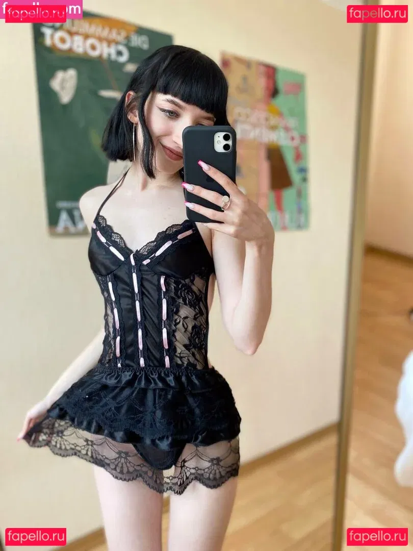 sandrateilorr Onlyfans Photo Gallery 