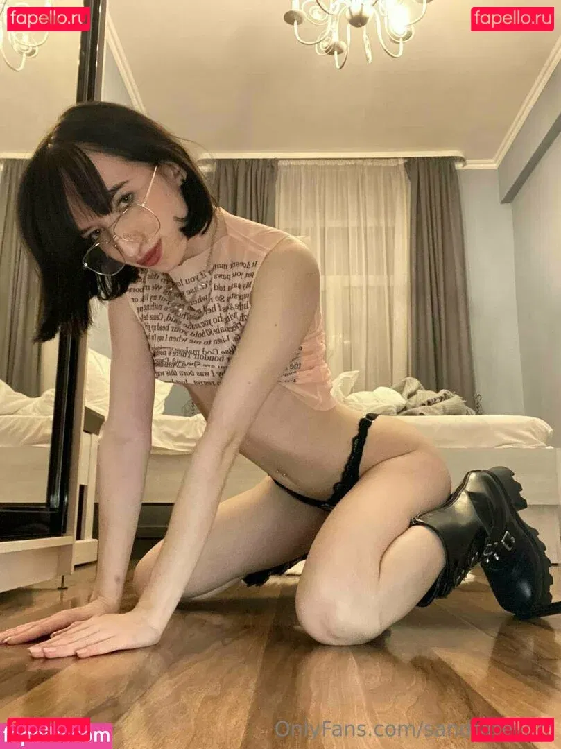 sandrateilorr Onlyfans Photo Gallery 