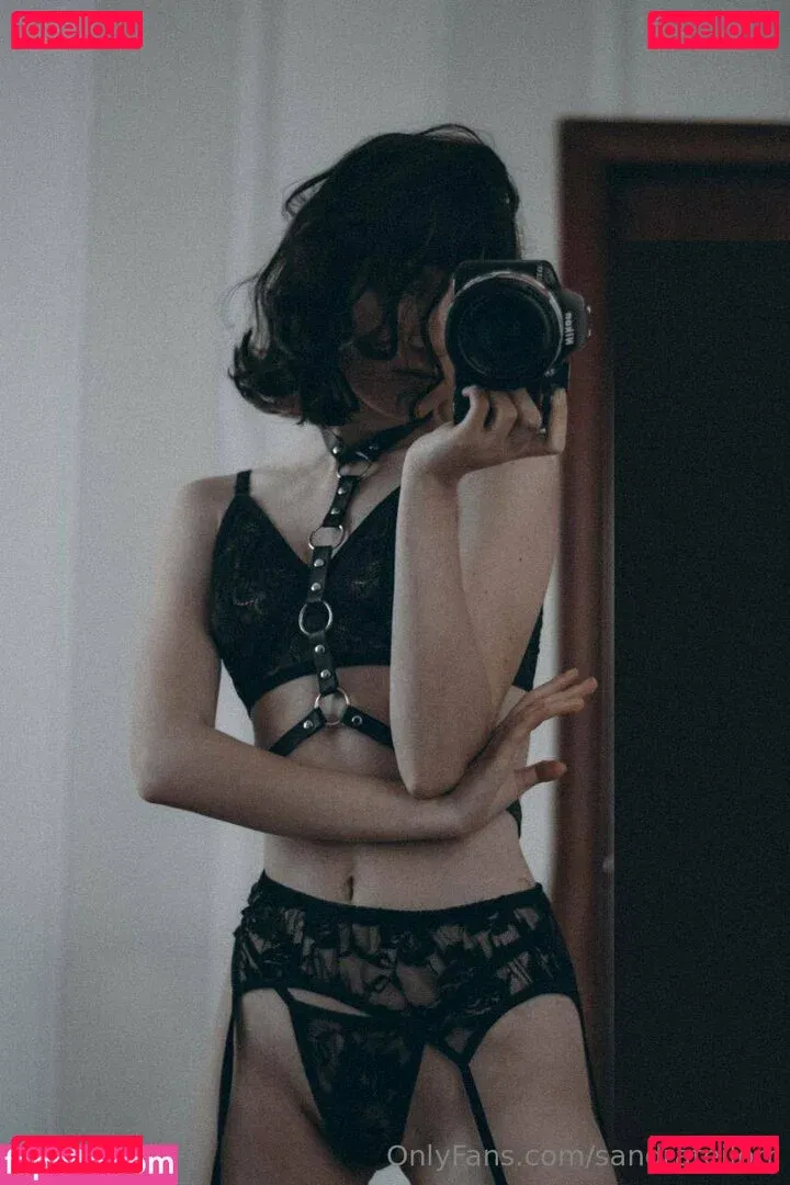 sandrateilorr Onlyfans Photo Gallery 